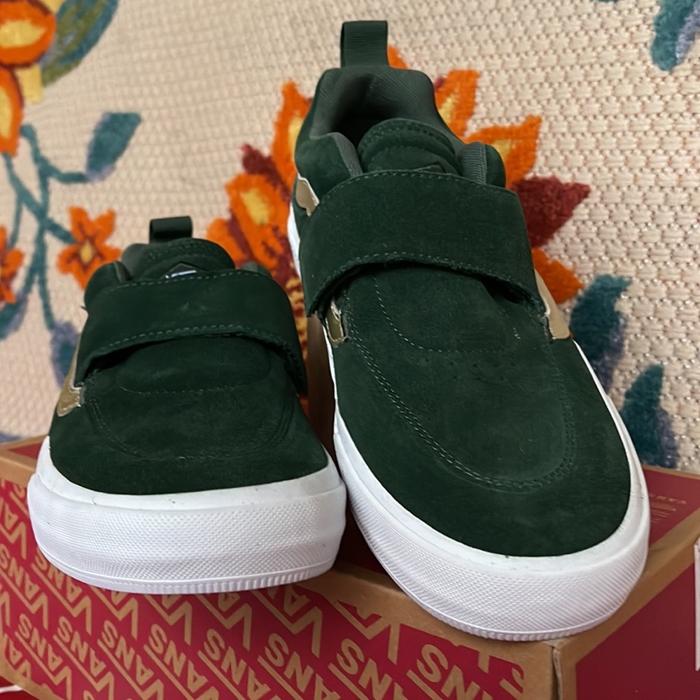 Vans Kyle Pro 2
(Shake Junt) Forest/Gold
VNOA4UW30WC
Men’s sneakers - Picture 7 of 16